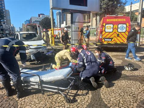 Simulação de acidente vítimas mobiliza equipes de resgate no