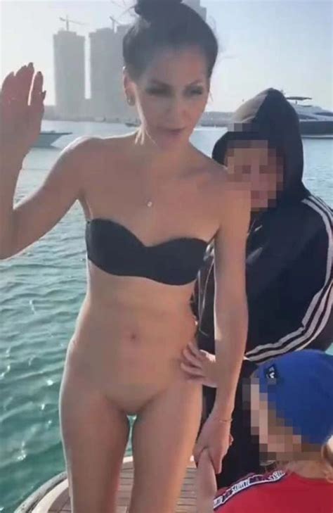 Mums Wild Naked Bikini Stuns Tiktok Viewers News Au