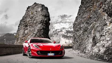 Ferrari 812 Superfast Wallpapers