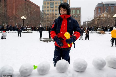 New Yorkers Break Out Into A Huge Snowball Fight In Washington Square