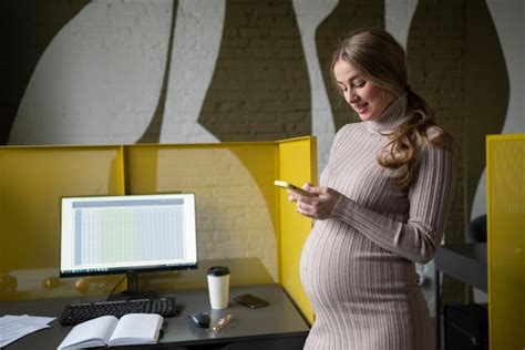 Free Photo Woman Working While Pregnant