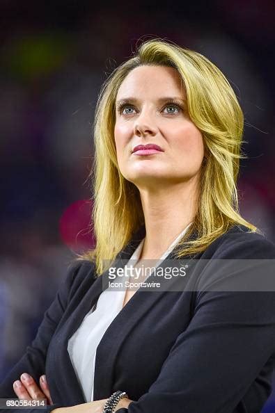 Nfl Network Sideline Reporter Stacey Dales Watches From The Sideline News Photo Getty Images