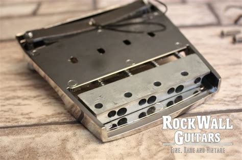 4003v2 Rickenbacker Bass Tailpiece Rockwall Guitars Fine Rare