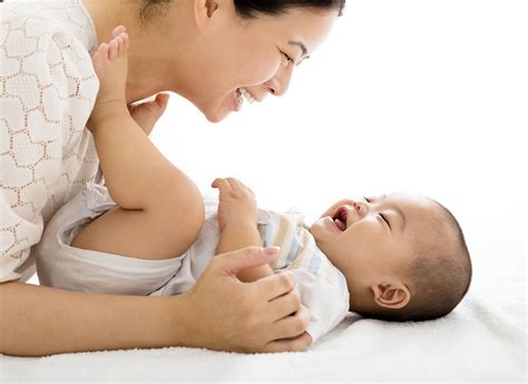 Những thay đổi của cơ thể sau khi sinh các mẹ thường gặp HUGGIES