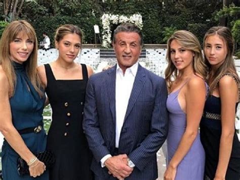 Dispensaci N Sociolog A Corriente Sylvester Stallone Hijos Ineficiente