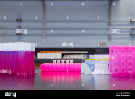Chemistry Lab Tools Hi Res Stock Photography And Images Alamy