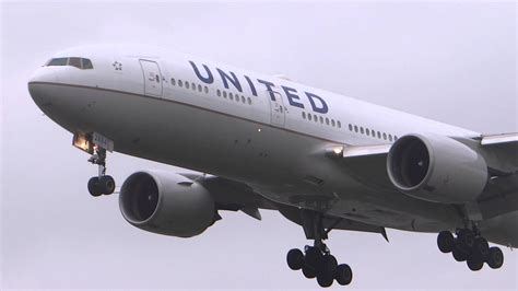 N784UA United Airlines Boeing 777 200 Landing At London Heathrow