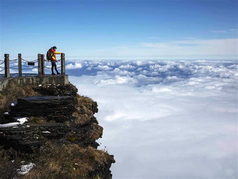 Fanjingshan Hiking: Routes, Map, Trails, Packing List, Tips & Tours