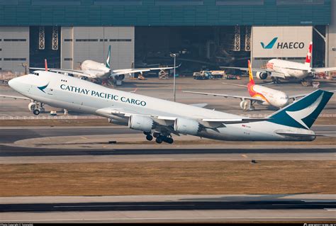 B Ljd Cathay Pacific Boeing F Photo By Tommyng Id