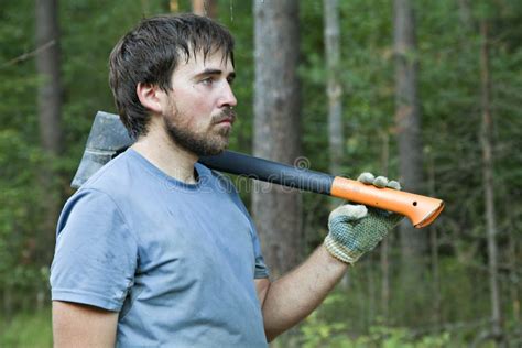 Holzf Ller Mit Einer Axt Stockbild Bild Von Handschuhe