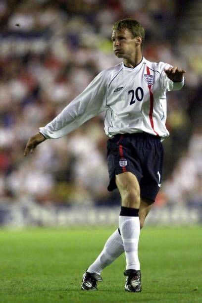 Teddy Sheringham of England in 2001. | England football team, England ...