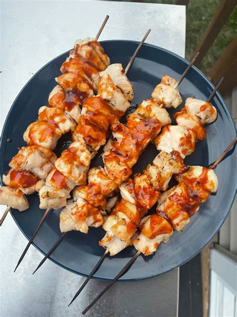 Honey Sriracha Chicken Kabobs Honey Sriracha Chicken Sriracha Chicken Chicken Kabobs