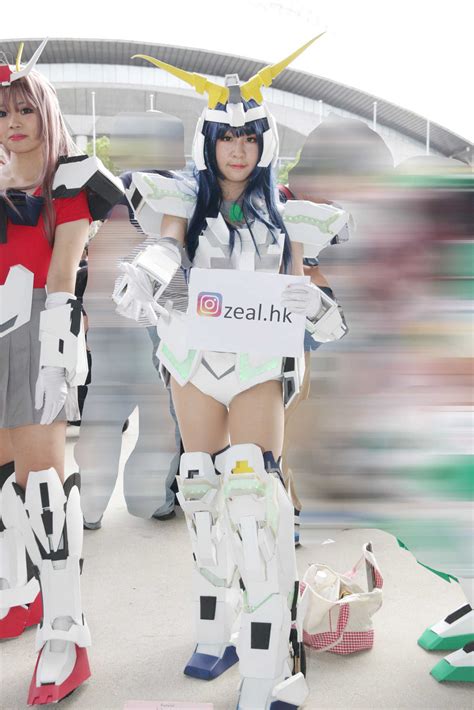 【写真 45枚】ガンダム：ユニコーン、エクシアが美女に！？ ゲームショウに擬人化コスプレ集結 Mantanweb（まんたんウェブ）