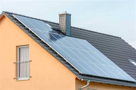 Cómo instalar placas solares en casa Tarify