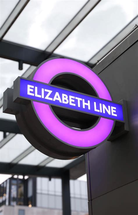 Milestone Crossrail Elizabeth Line Stations Now Open Paddington Station W