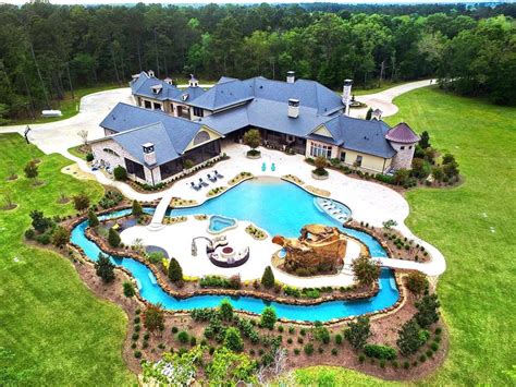 Texas Mansion That Comes With Its Own Waterpark Splashes Onto the ...