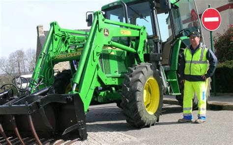 Mairie Acquisition D Un Nouveau Tracteur Le T L Gramme