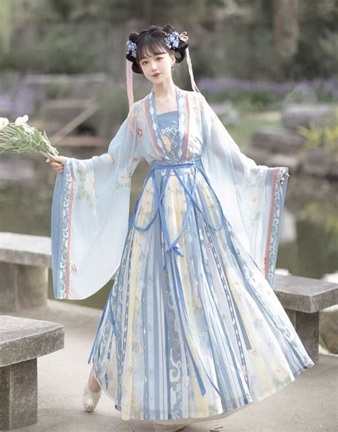 Hanfu Chinese Traditional Wear Summer | Abiti cinesi, Hanfu, Abiti