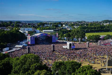 Festival Vieilles Charrues 2023 lundi déjà complet la suite de la