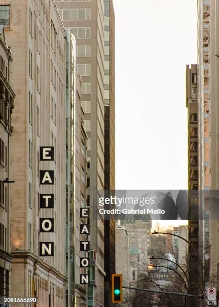 76 Montreal Eaton Centre Stock Photos, High-Res Pictures, and Images ...