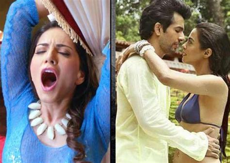 Top 10 Bollywood Hot Scenes Of 2014 View Pics