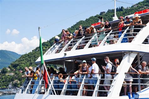 La Lettera Firenze Schiacciata Dal Turismo Diventata Meretrice E Se