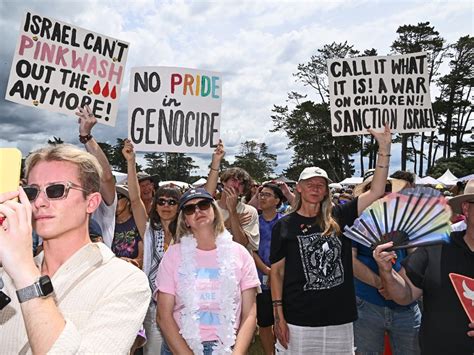 Pics Protestors Drown Out Politicians At Big Gay Out YOUR EX