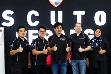 Scuto Nano Ceramic Mendapat Penghargaan Superbrands Indonesia