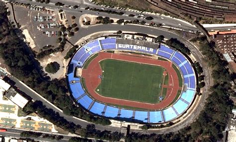 ESTADIO NACIONAL MATEO FLORES Luis Pedro Cifuentes