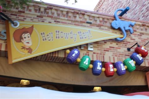 Hey Howdy Hey Take Away Midway Mania Pixar Place Hollywood Studios