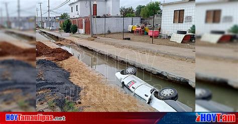 Hoy Tamaulipas Accidente En Tamaulipas Conductor Cae En Zanja Con