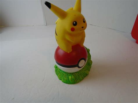 Vintage Pokemon Pikachu Bank Applause Rare