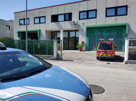 Incidente Sul Lavoro Operaio Cade Dal Tetto E Muore ETv Marche