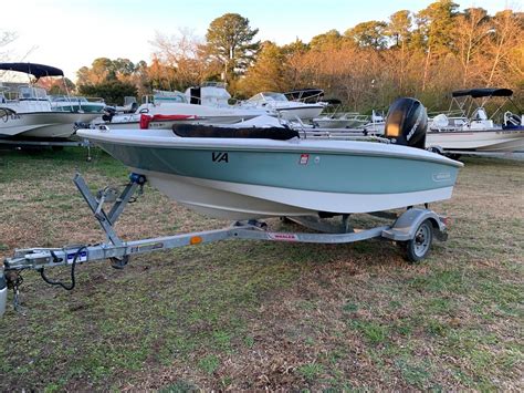 Boston Whaler 130 Super Sport Glacier Green Ycm Always Has Whalers