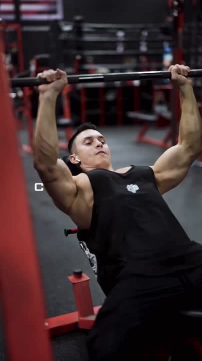 Christian Fleenor Sur Linkedin 🔥shredded Chest X Triceps Workout