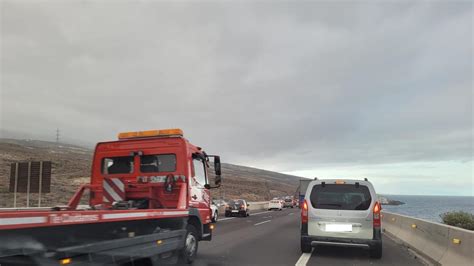 Retenciones De Hasta Dos Horas En La Tf Por Un Accidente