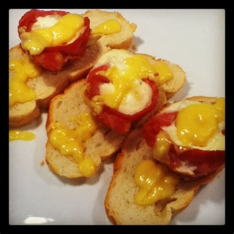 Kathy's Kitchen: Eggs Benedict in a Muffin Tin