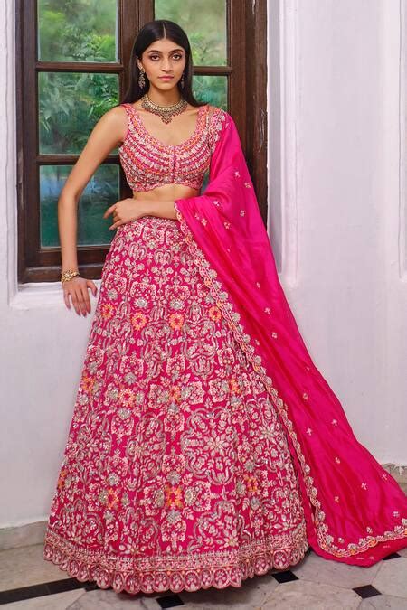 Buy Pink Organza Embroidered Floral Scoop Neck Bridal Lehenga Set For