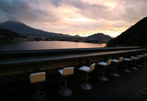 10 Hotels In Japan With Views Of Mount Fuji That Look Straight Out Of A ...