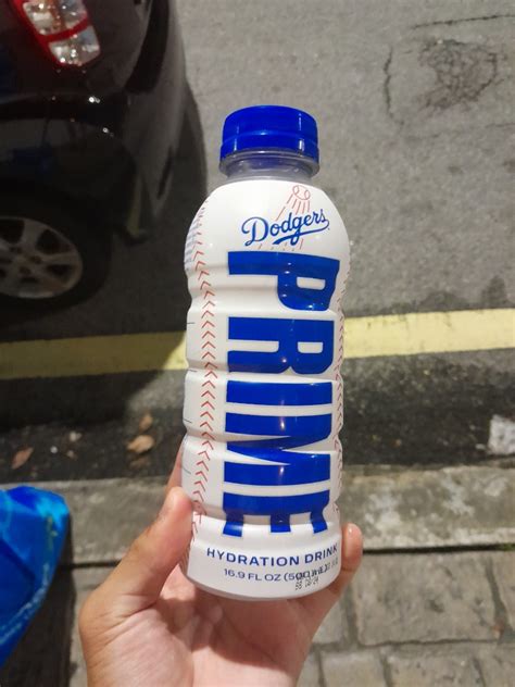 Prime Hydration Drink La Dodgers Limited Edition Food And Drinks