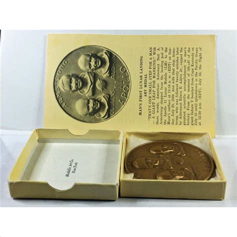 5 Oz Bronze 1969 Apollo 11 Mans First Lunar Landing Medallion