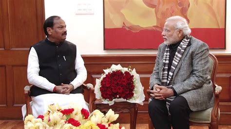 Jharkhand Cm Raghubar Das Calls On Pm Modi Youtube