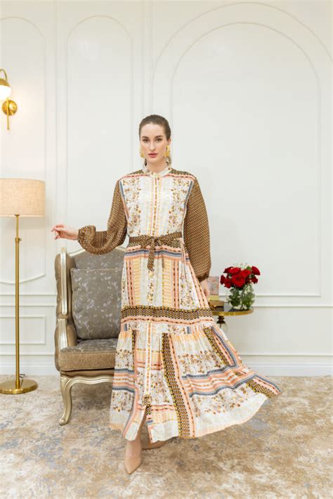 Pretty Dress In Touch Of Nude DEAR DSAKS
