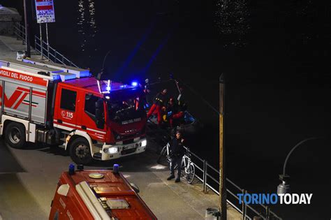 Caduto Nel Fiume Po Ai Murazzi Marzo