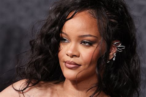 Lift me up la nueva canción de Rihanna rinde tributo a Chadwik