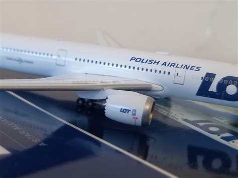 Boeing 787 9 Dreamliner PLL LOT Metalowy Herpa Skala 1 500 Katowice