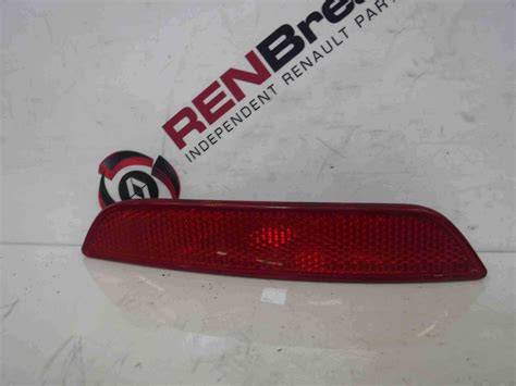 Renault Clio MK4 2013 2019 Drivers OSR Rear Bumper Light Reflector