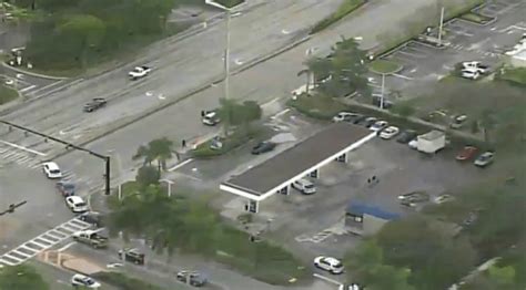 Pedestrian Fatally Struck By Vehicle In Sunrise Following Argument Nbc 6 South Florida