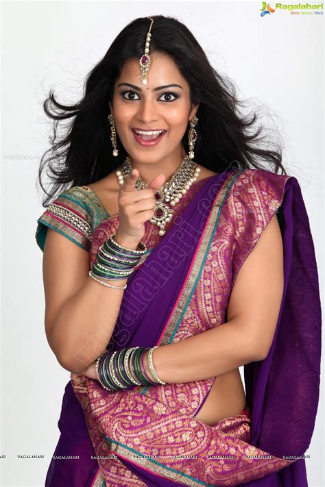 aakanksha mohan in half 62 dump 1652 – a33pix