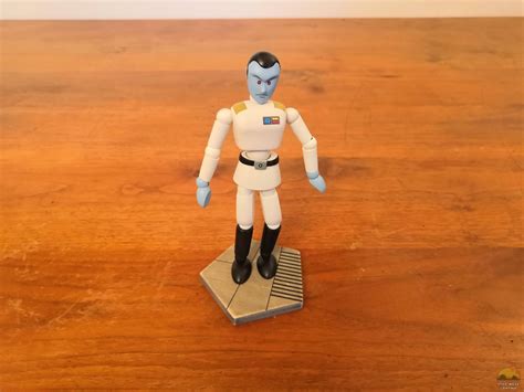 Grand Admiral Thrawn Wooden Toy Guerrestellarinet